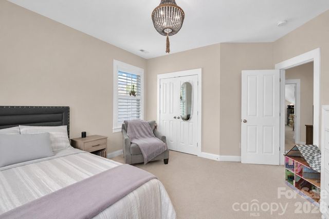 4090 Library Lane NW, Conover, NC 28613