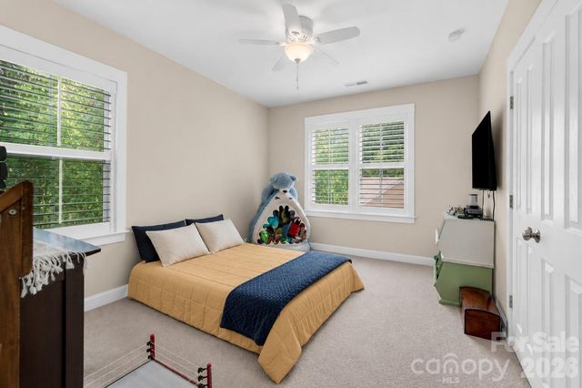 4090 Library Lane NW, Conover, NC 28613