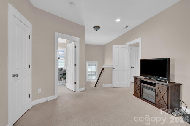 4090 Library Lane NW, Conover, NC 28613