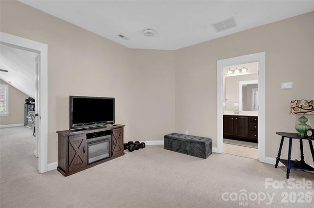 4090 Library Lane NW, Conover, NC 28613