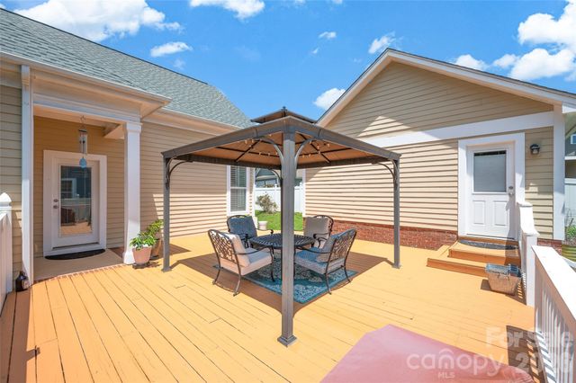 4090 Library Lane NW, Conover, NC 28613