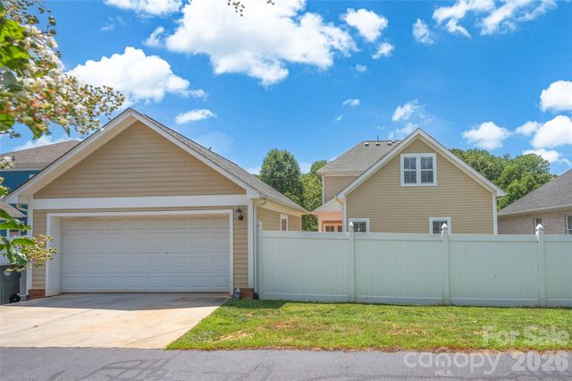 4090 Library Lane NW, Conover, NC 28613