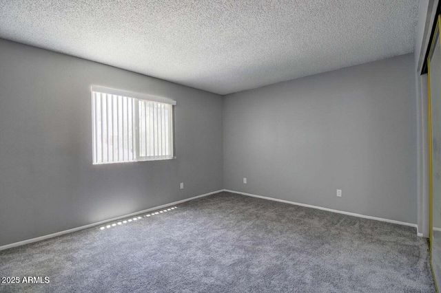 2220 W DORA Street 214, Mesa, AZ 85201