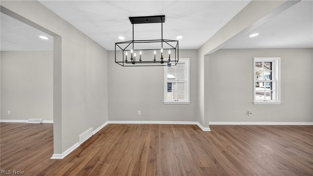 16811 Invermere Avenue, Cleveland, OH 44128