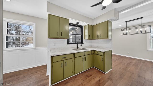 16811 Invermere Avenue, Cleveland, OH 44128