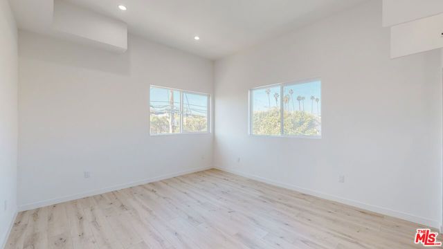 1509 S Cloverdale Avenue, Los Angeles, CA 90019
