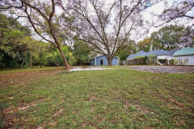 6453 SHADOW ROCK Drive, Lithonia, GA 30058