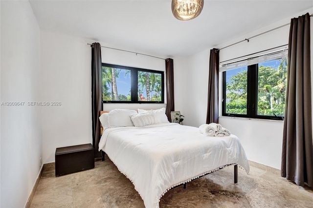 707 N 13 AVENUE, Hollywood, FL 33019
