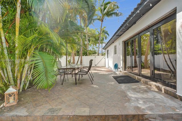 707 N 13 AVENUE, Hollywood, FL 33019