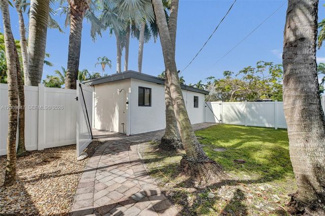707 N 13 AVENUE, Hollywood, FL 33019