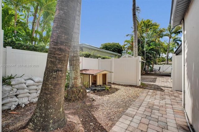 707 N 13 AVENUE, Hollywood, FL 33019