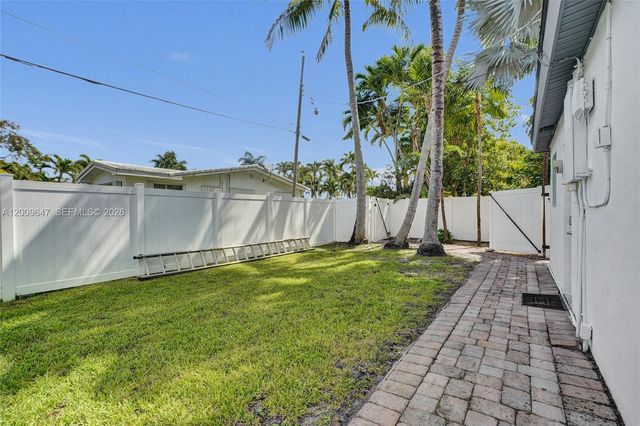 707 N 13 AVENUE, Hollywood, FL 33019