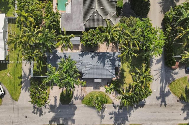 707 N 13 AVENUE, Hollywood, FL 33019