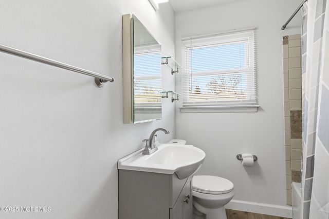 11 Forest Valley Drive, Toms River, NJ 08755