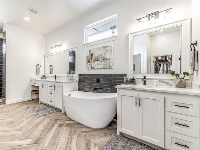 8429 NW 130th Street, Oklahoma City, OK 73142