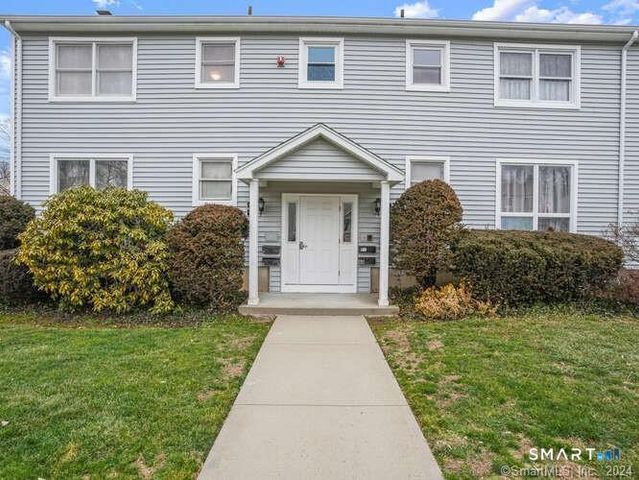 89 Carriage Path South 89, Milford, CT 06460