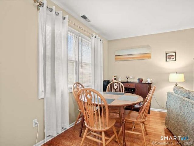 89 Carriage Path South 89, Milford, CT 06460