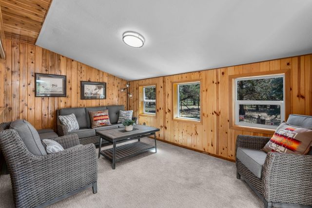 65140 Old Bend Redmond Highway, Bend, OR 97703