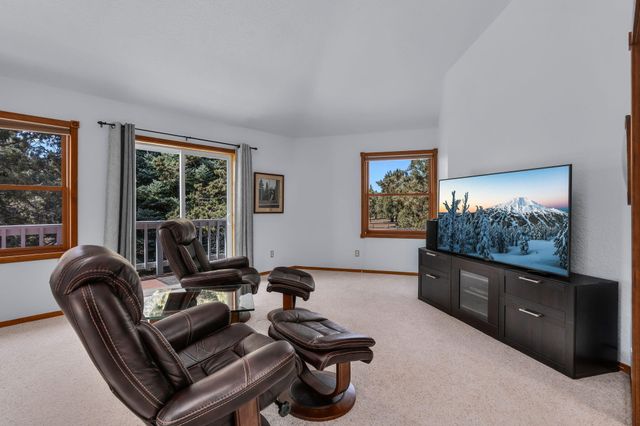 65140 Old Bend Redmond Highway, Bend, OR 97703