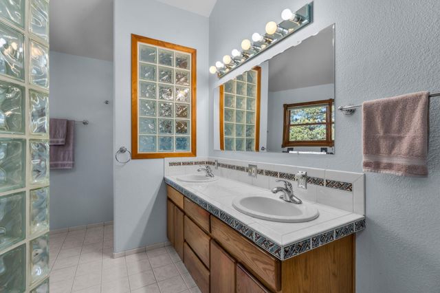 65140 Old Bend Redmond Highway, Bend, OR 97703