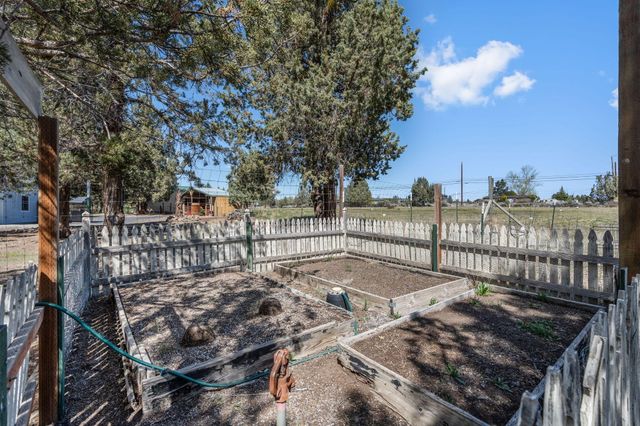 65140 Old Bend Redmond Highway, Bend, OR 97703