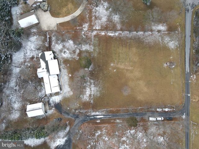 56 SMOOT RD, Woodstock, VA 22664