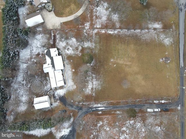 56 SMOOT RD, Woodstock, VA 22664