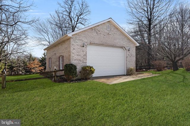 56 SMOOT RD, Woodstock, VA 22664