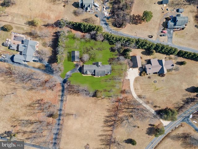 56 SMOOT RD, Woodstock, VA 22664