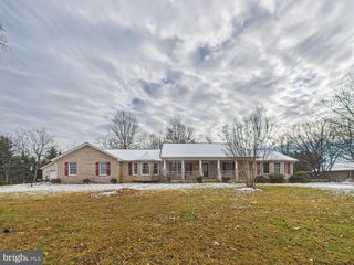 56 SMOOT RD, Woodstock, VA 22664