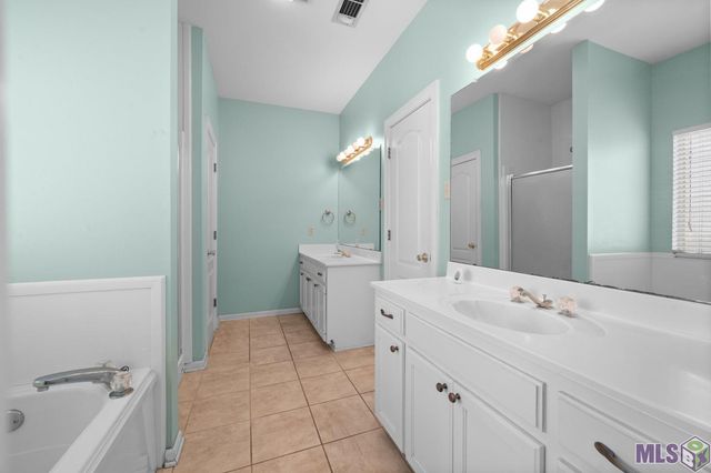 9091 Lockhart Rd, Denham Springs, LA 70726