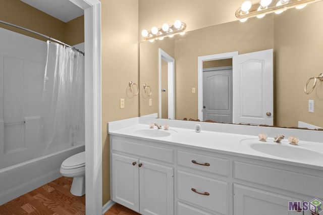 9091 Lockhart Rd, Denham Springs, LA 70726