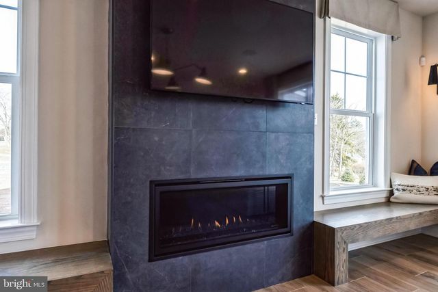 5395 RED OAK DR, Coopersburg, PA 18036