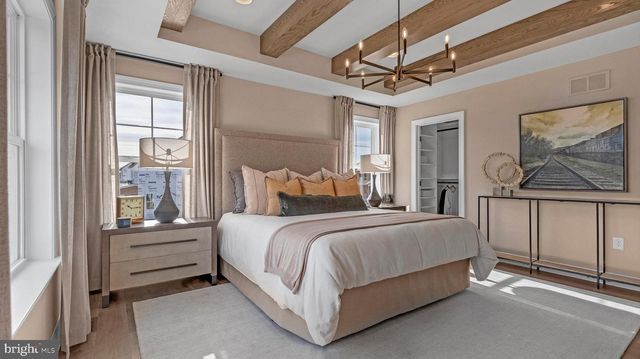 5395 RED OAK DR, Coopersburg, PA 18036