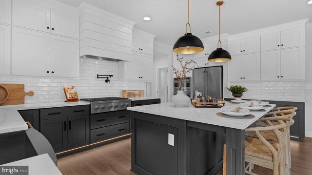 5395 RED OAK DR, Coopersburg, PA 18036