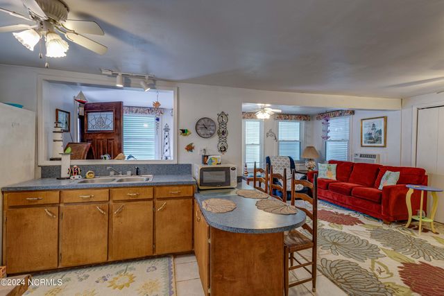 111 E Terminal Boulevard, Atlantic Beach, NC 28512