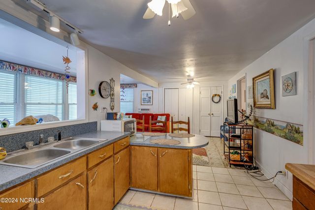 111 E Terminal Boulevard, Atlantic Beach, NC 28512