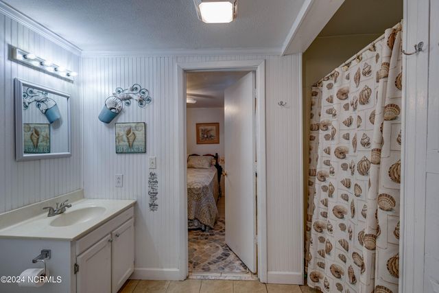 111 E Terminal Boulevard, Atlantic Beach, NC 28512