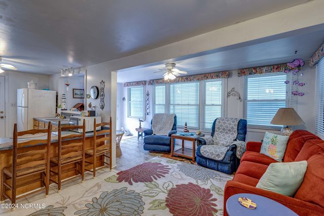 111 E Terminal Boulevard, Atlantic Beach, NC 28512