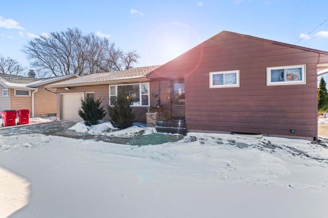 116 2nd Street NW, Byron, MN 55920