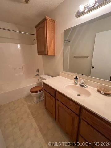 70159 S 336 Road, Wagoner, OK 74467