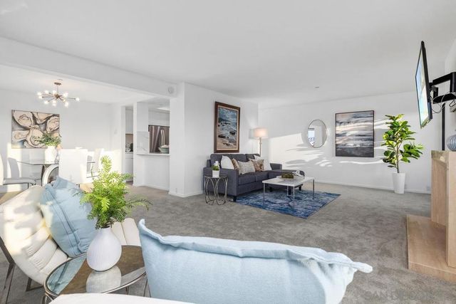 7550 Eads Ave 307, La Jolla, CA 92037