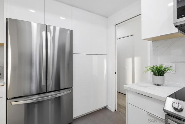 7550 Eads Ave 307, La Jolla, CA 92037