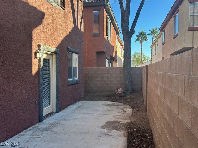 10838 Avenzano Street, Las Vegas, NV 89141
