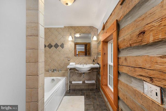 315 GANDERS RD, Luray, VA 22835