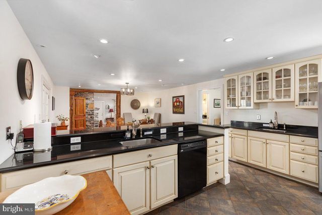 315 GANDERS RD, Luray, VA 22835