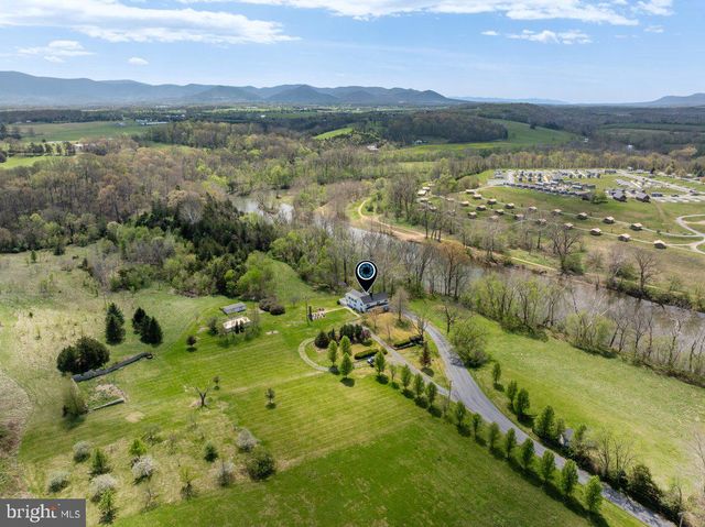 315 GANDERS RD, Luray, VA 22835