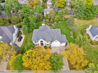 15W601 81st Street, Burr Ridge, IL 60527