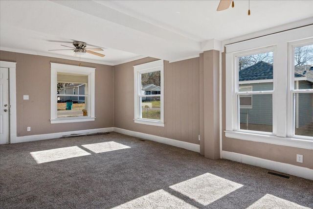 2327 N Lexington Avenue, Springfield, MO 65803