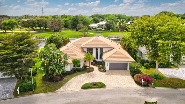 11180 Isle Brook Court, Wellington, FL 33414